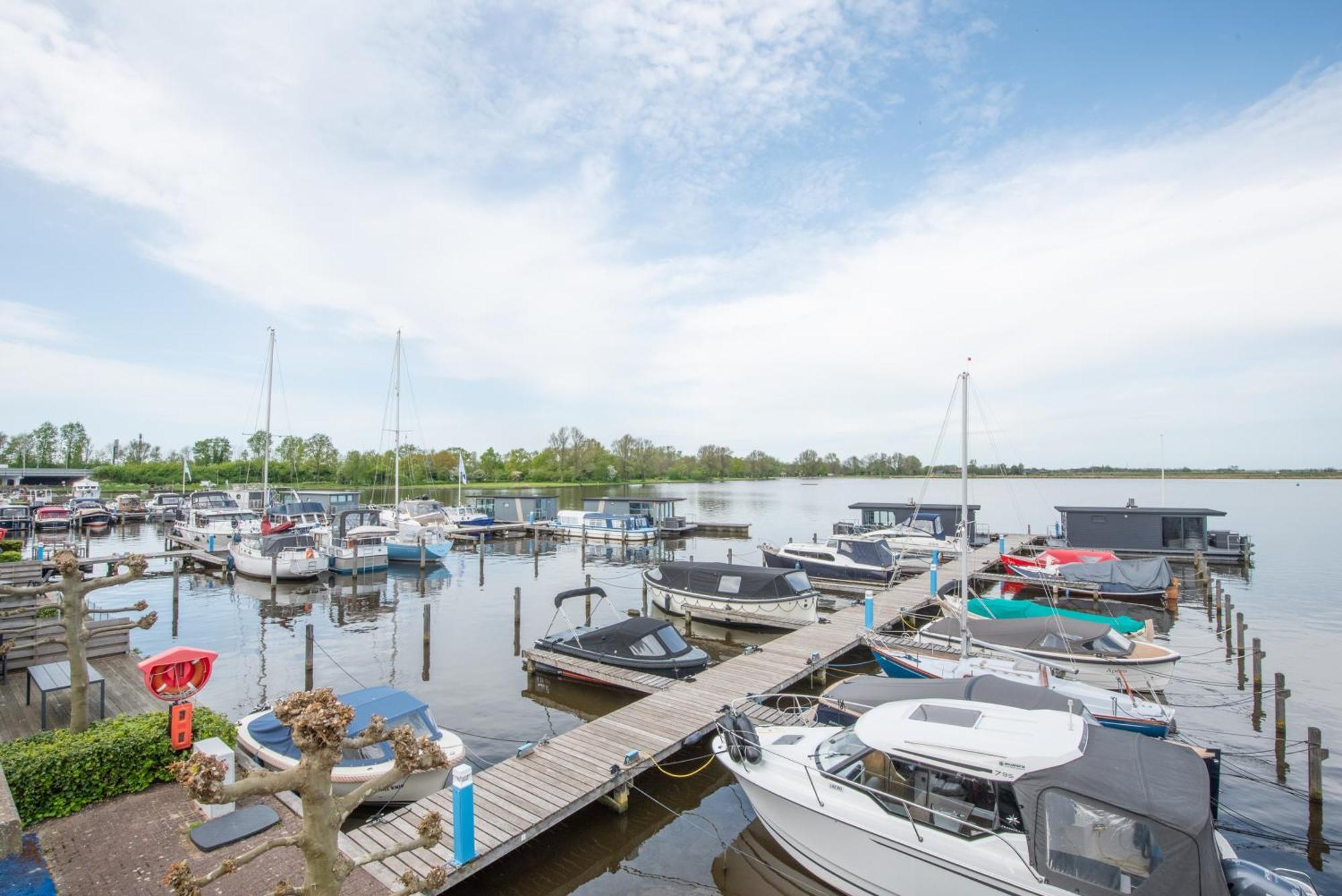 Meerzicht 24 - Luxury Family Accommodation With Beautiful Lake Side View Uitgeest 외부 사진